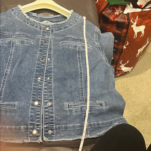 Dark Blue Denim Jacket with Frayed Trim - Picture 4 of 5